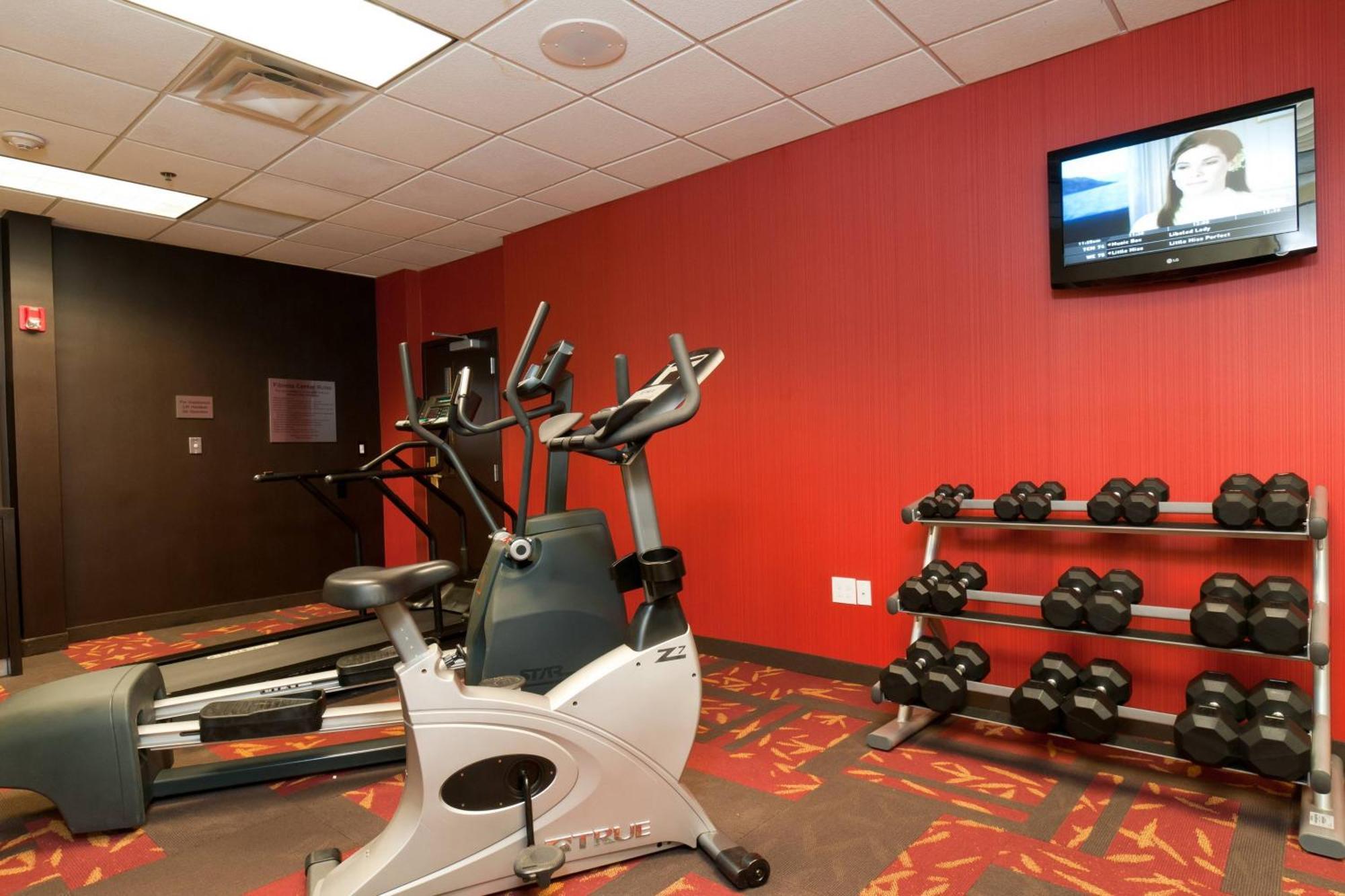 Courtyard By Marriott Charlotte Lake Norman Huntersville Extérieur photo