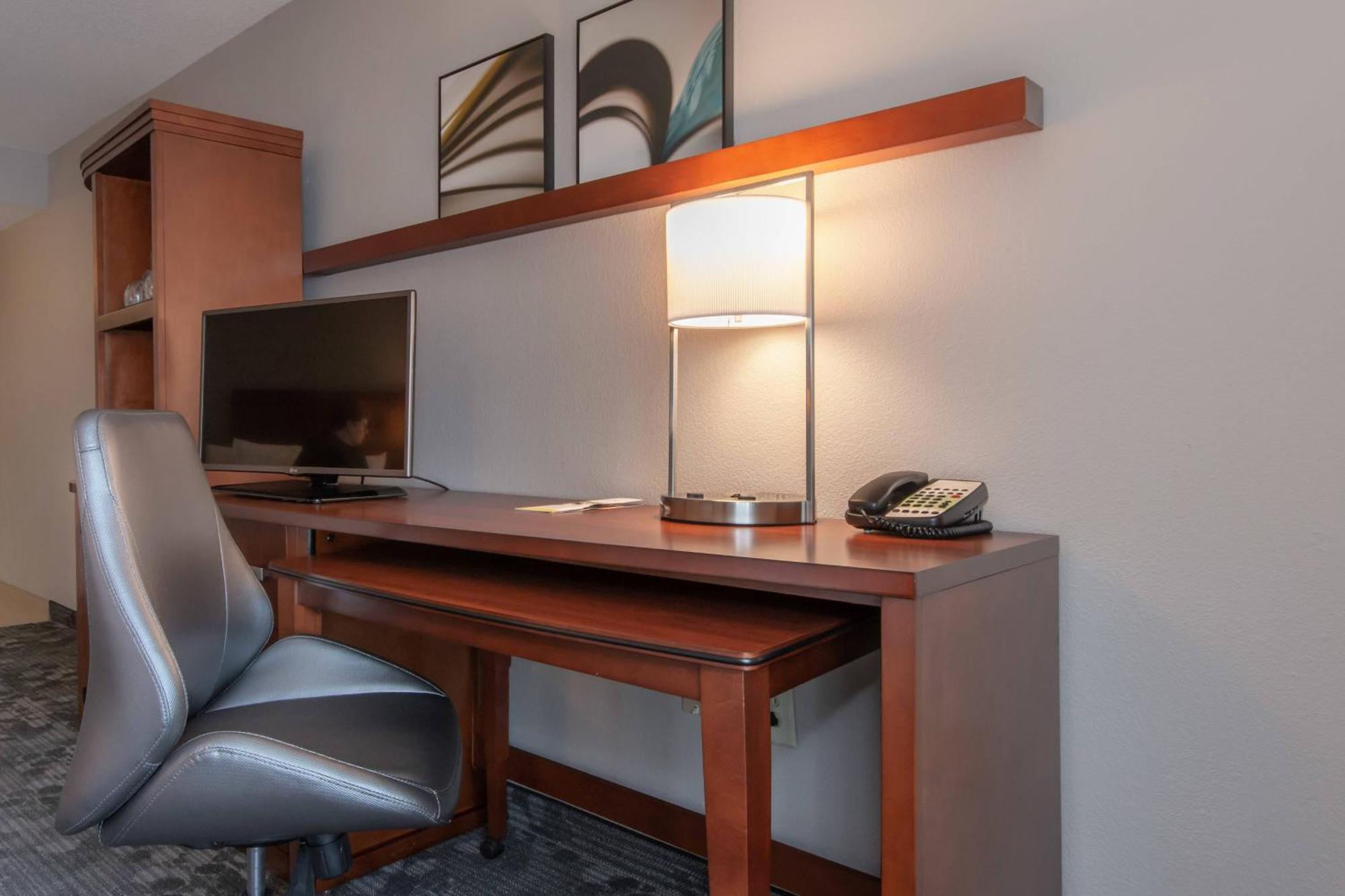 Courtyard By Marriott Charlotte Lake Norman Huntersville Extérieur photo