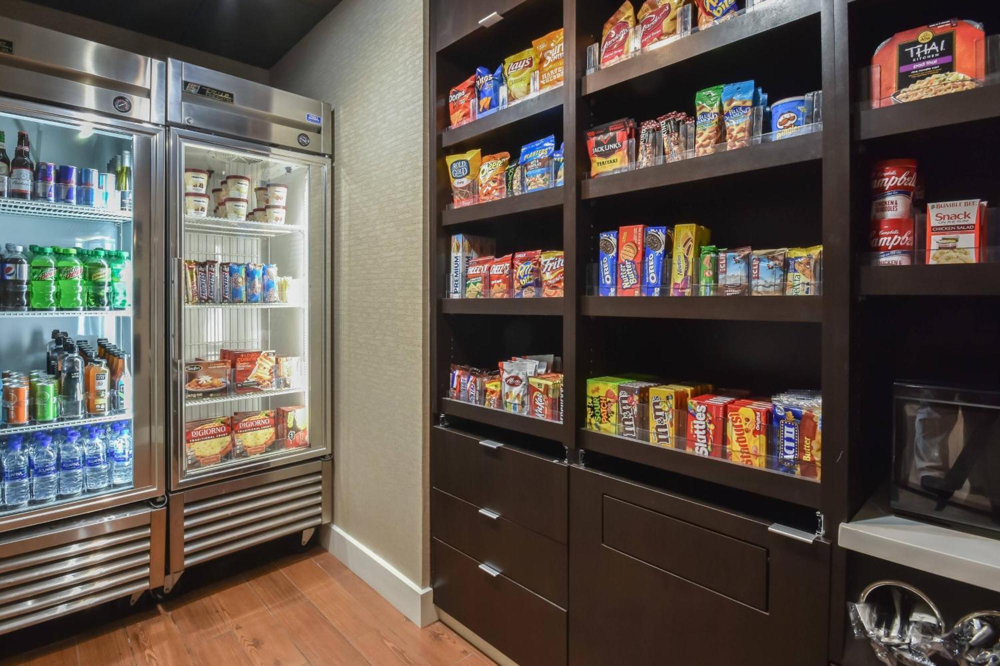 Courtyard By Marriott Charlotte Lake Norman Huntersville Extérieur photo