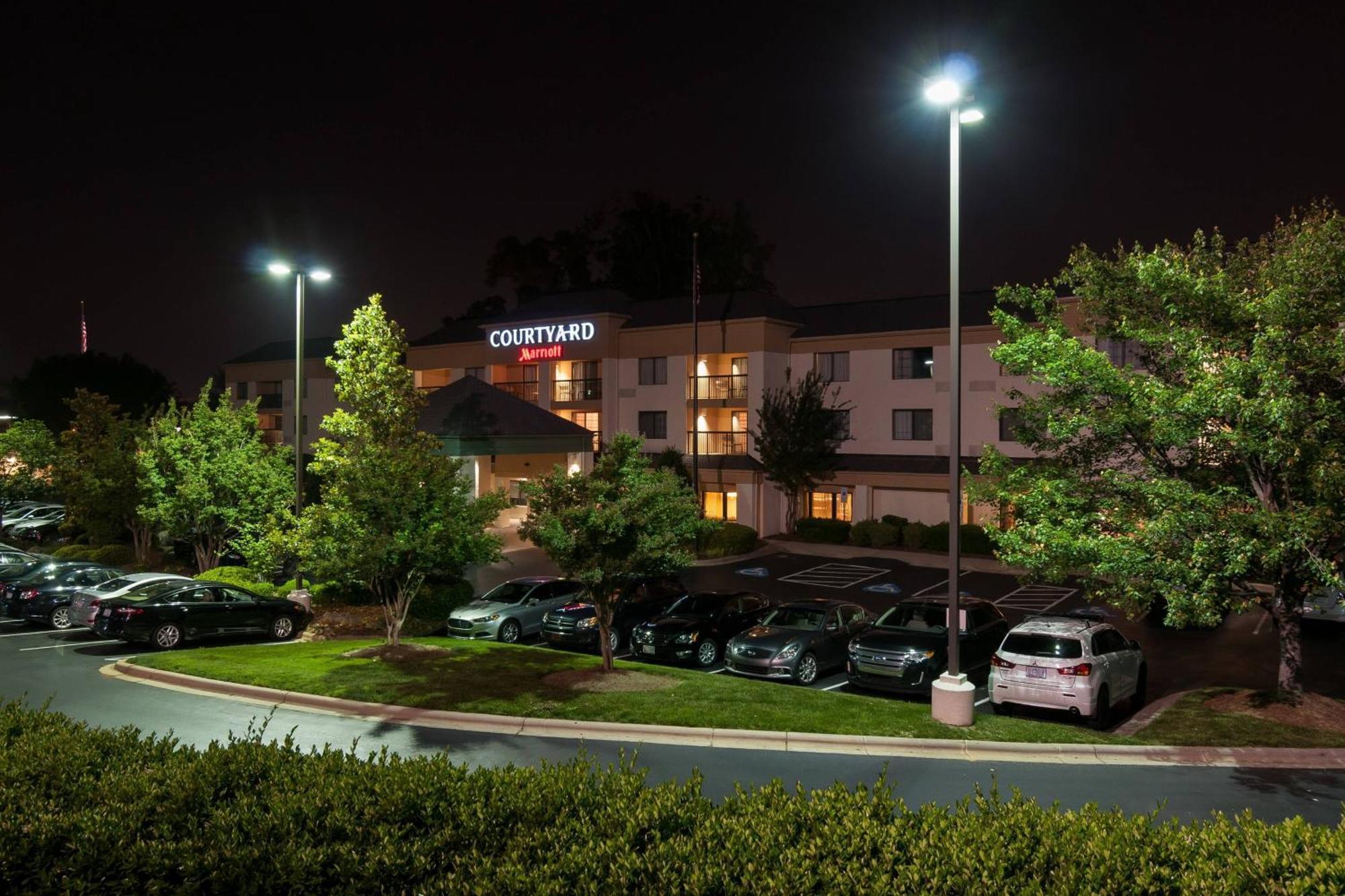 Courtyard By Marriott Charlotte Lake Norman Huntersville Extérieur photo